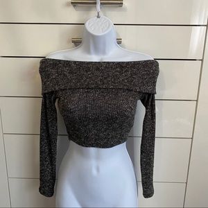 ‼️A+ Ellen off the shoulder crop top